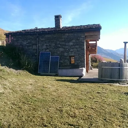 Chalet Isole Les Toits De Tarentaise Les Chapelles